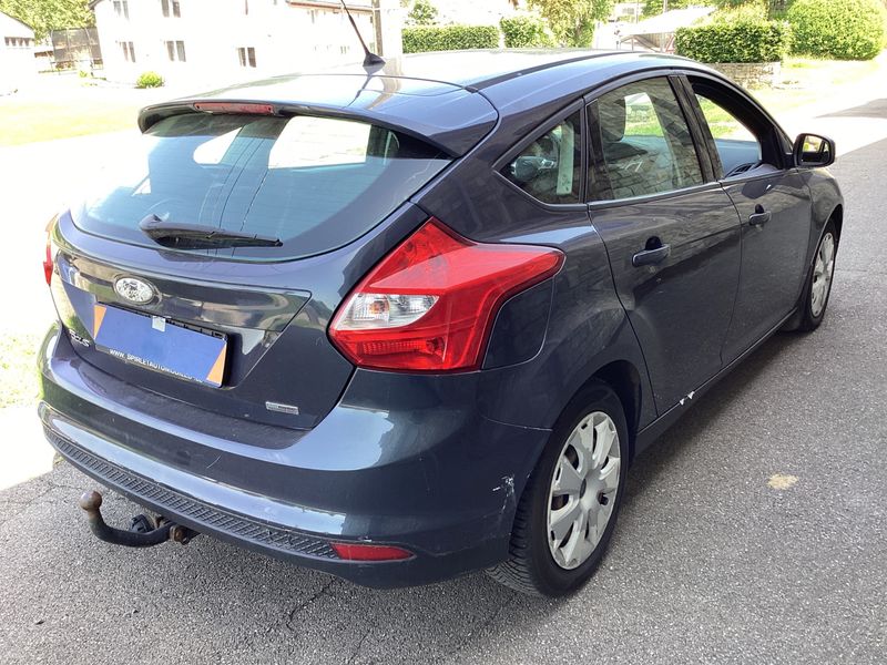 Ford Focus 1.6 TDCi Trend 2012 – снимка 2