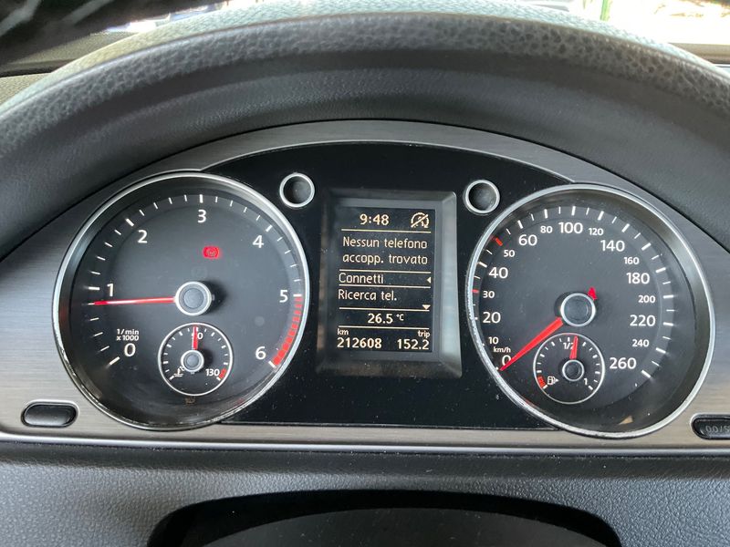 Volkswagen Passat 2.0 TDI Comfortline BlueMotion Tech 2012 – снимка 18