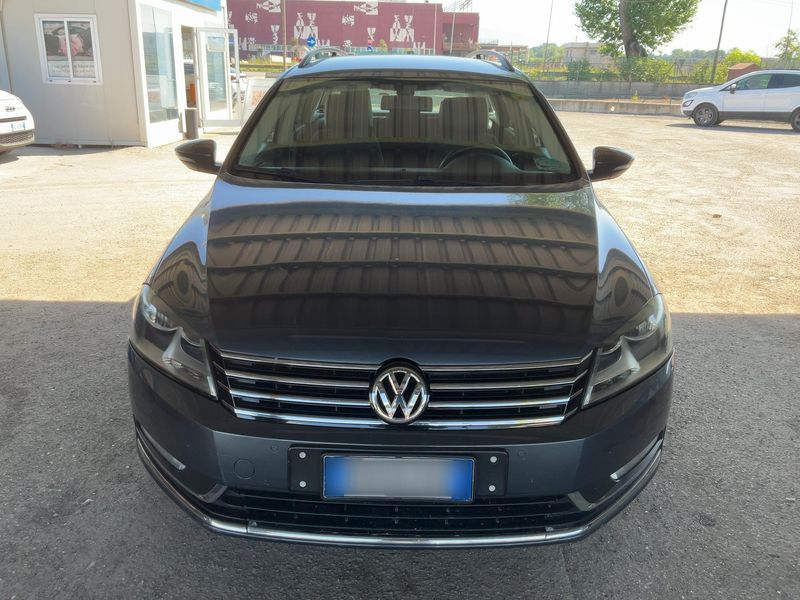 Volkswagen Passat 2.0 TDI Comfortline BlueMotion Tech 2012 – снимка 14