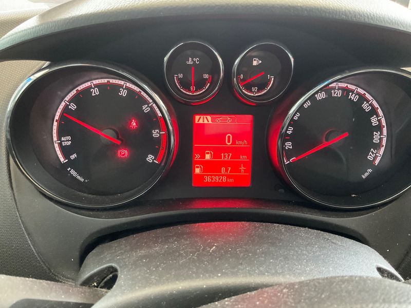 Opel Meriva 1.6 CDTI DPF Selective 2014 – снимка 4