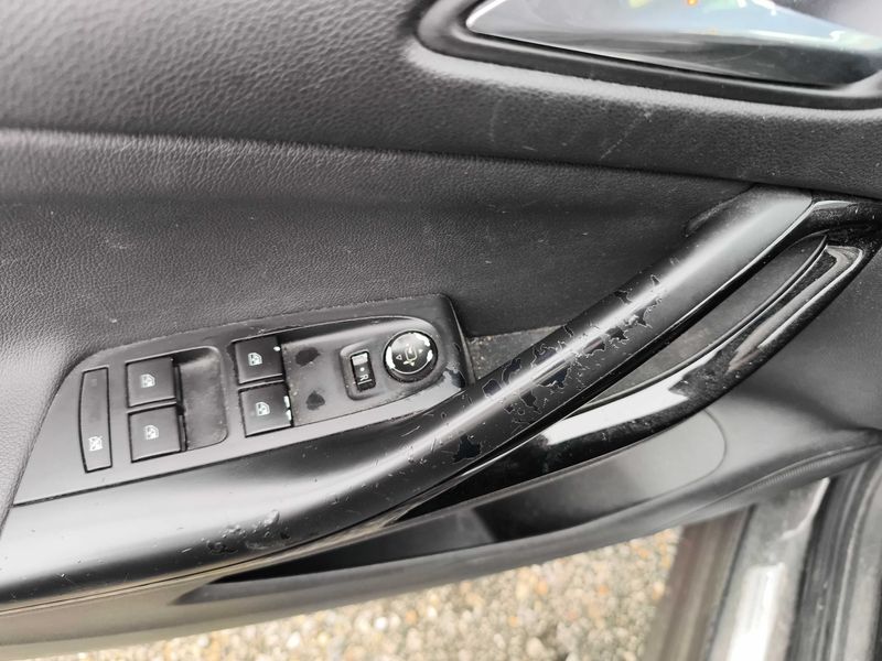 Opel Astra 1.6 CDTI Dynamic Start&Stop 2016 – снимка 23