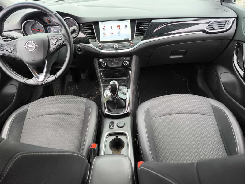 Opel Astra 1.6 CDTI Dynamic Start&Stop 2016 – снимка 11
