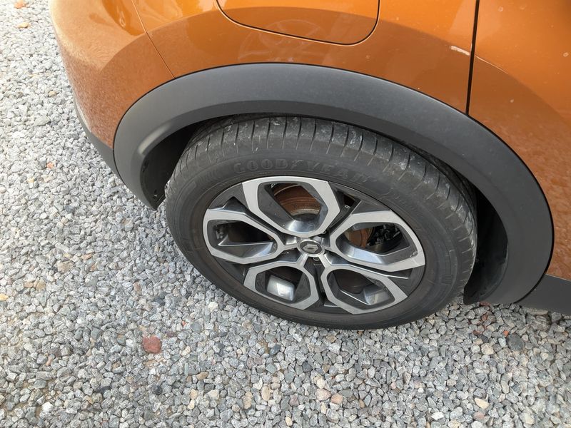 Renault Captur 1.5 BLUE dCi Intens 2020 – снимка 9