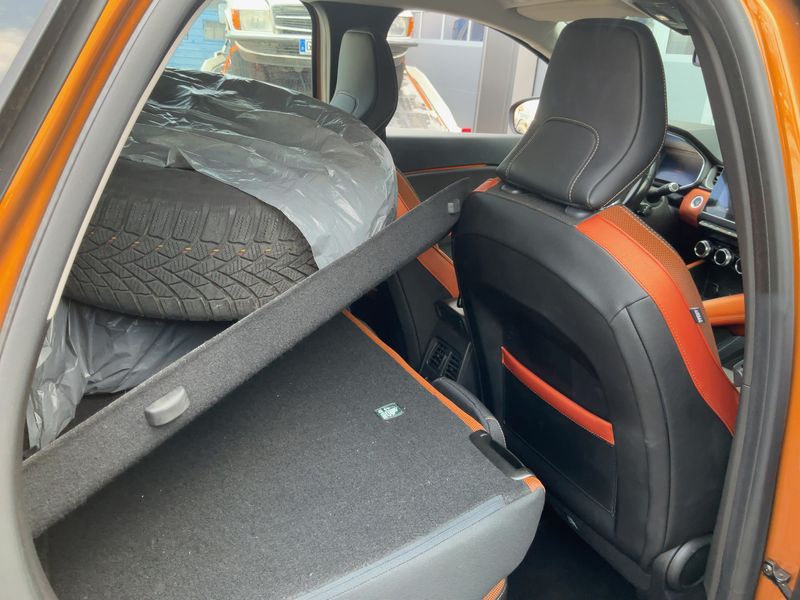 Renault Captur 1.5 BLUE dCi Intens 2020 – снимка 19