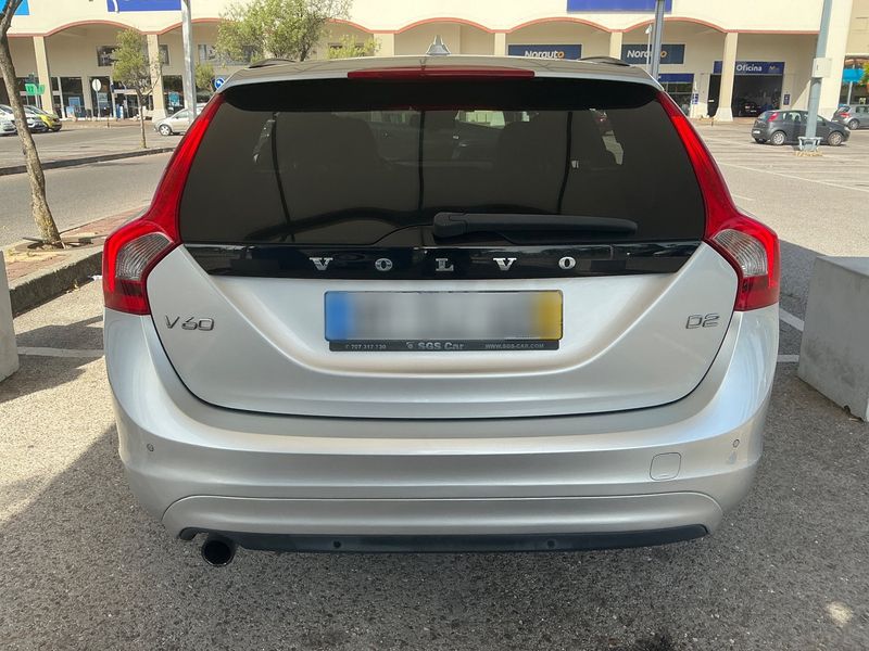 Volvo V60 1.6 D Kinetic 2014 – снимка 7