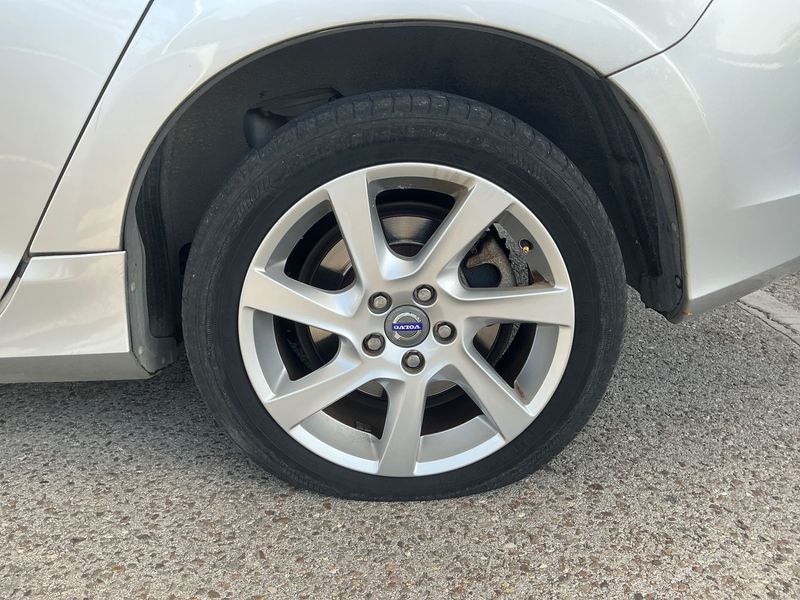 Volvo V60 1.6 D Kinetic 2014 – снимка 5