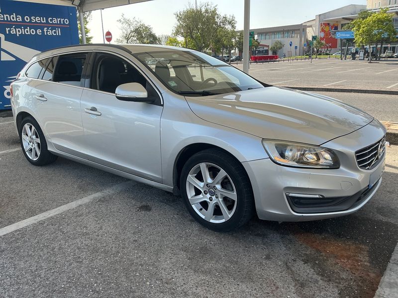 Volvo V60 1.6 D Kinetic 2014 – снимка 12