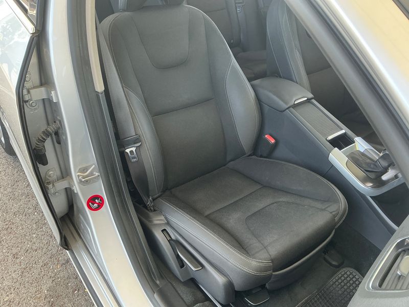 Volvo V60 1.6 D Kinetic 2014 – снимка 31