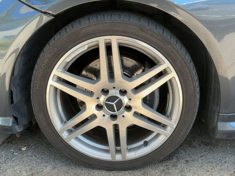 Mercedes-Benz E-Klasse E 220 CDI BlueEfficiency Avantgarde 2012 – снимка 17