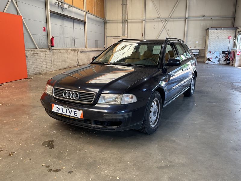 Audi A4 1.8 1997 – снимка 1
