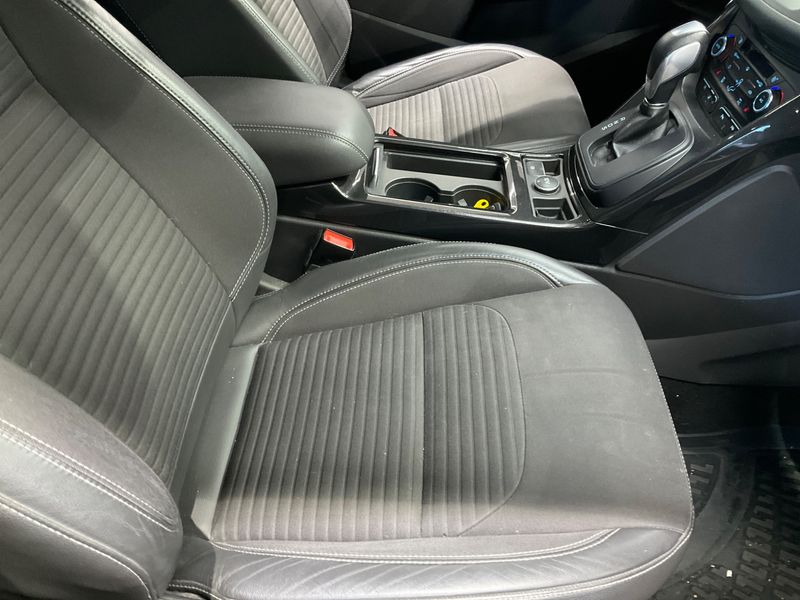 Ford Kuga 2.0 TDCi Titanium 2017 – снимка 25