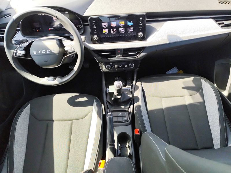 Skoda Kamiq 1.0 TSI Selection 2025 – снимка 11