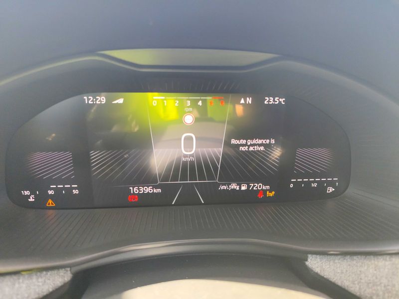 Skoda Kamiq 1.0 TSI Selection 2025 – снимка 12