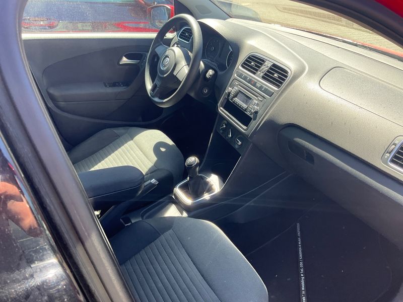 Volkswagen Polo 1.2 TSI Comfortline BlueMotion Tech 2013 – снимка 3
