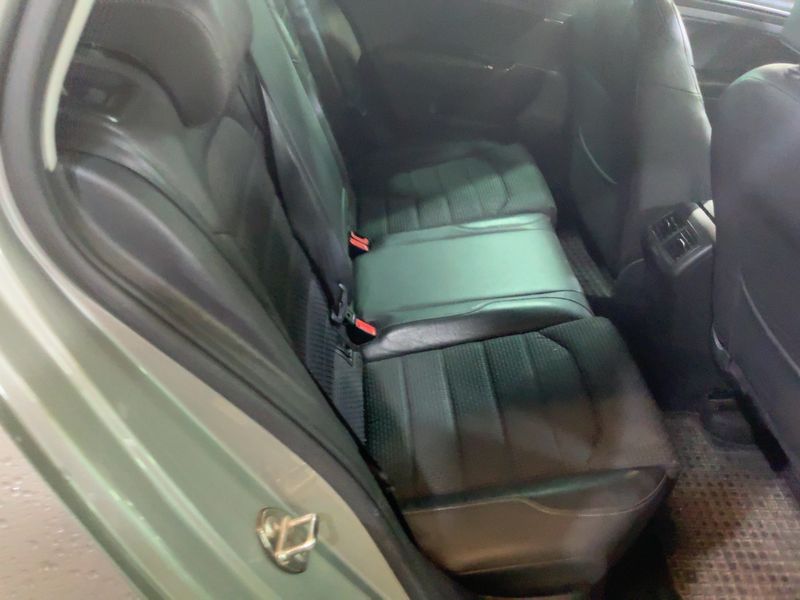 Volkswagen Golf VII 1.4 TSI Highline BlueMotion Tech 2013 – снимка 19