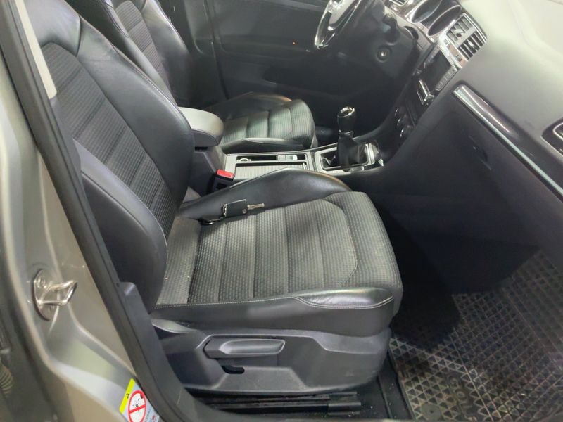 Volkswagen Golf VII 1.4 TSI Highline BlueMotion Tech 2013 – снимка 16