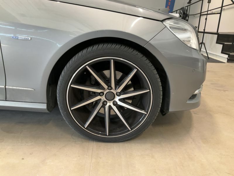Mercedes-Benz E-Klasse E 250 CDI BlueEfficiency Avantgarde 2011 – снимка 11