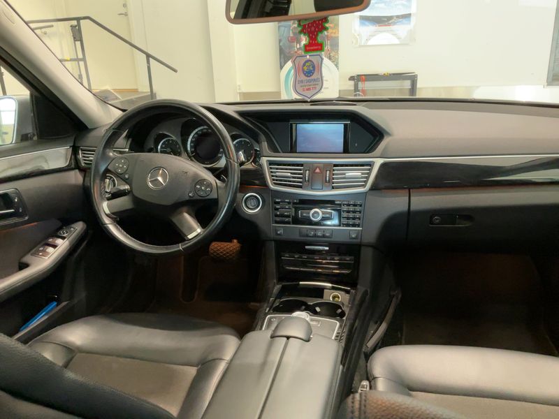 Mercedes-Benz E-Klasse E 250 CDI BlueEfficiency Avantgarde 2011 – снимка 18