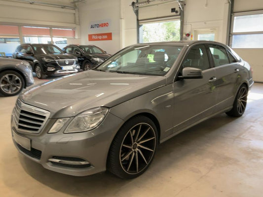 Mercedes-Benz E-Klasse E 250 CDI BlueEfficiency Avantgarde 2011 – снимка 1