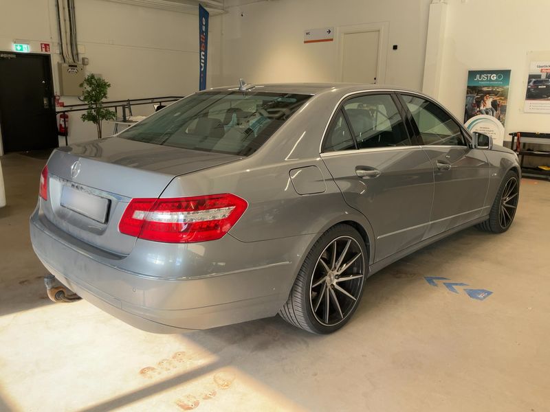 Mercedes-Benz E-Klasse E 250 CDI BlueEfficiency Avantgarde 2011 – снимка 8