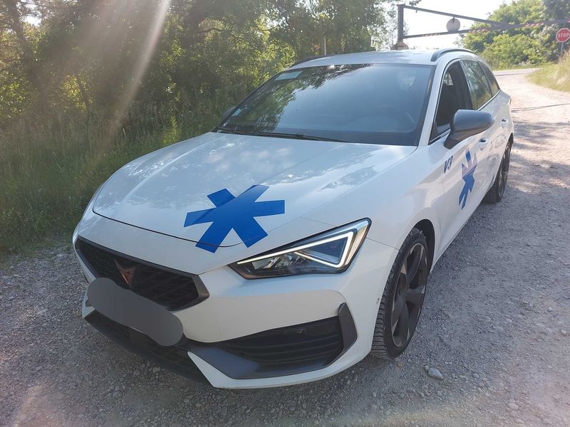 Cupra Leon Sportstourer 2.0 TDI V 2023 – снимка 1
