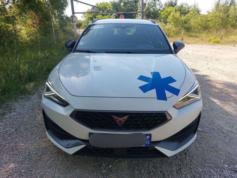 Cupra Leon Sportstourer 2.0 TDI V 2023 – снимка 7