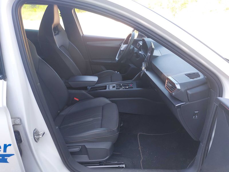 Cupra Leon Sportstourer 2.0 TDI V 2023 – снимка 10