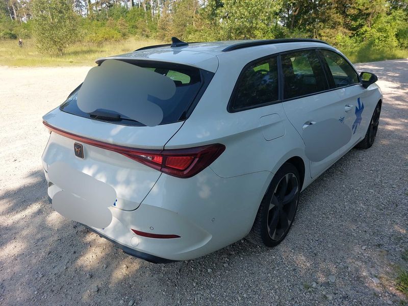 Cupra Leon Sportstourer 2.0 TDI V 2023 – снимка 5