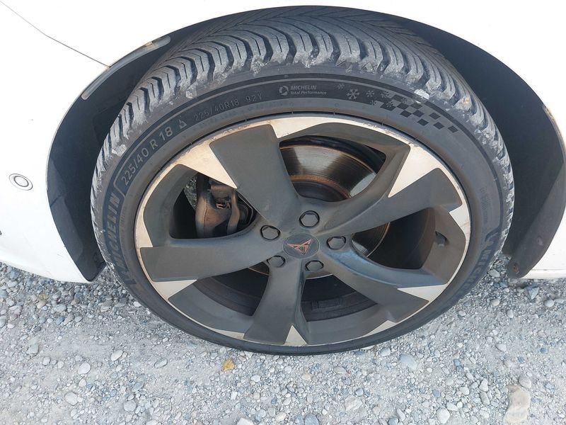 Cupra Leon Sportstourer 2.0 TDI V 2023 – снимка 31