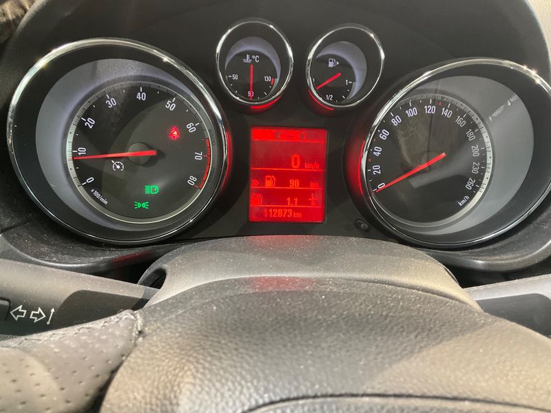 Opel Insignia Sports Tourer 2.0 Turbo Sport 4x4 2011 – снимка 19