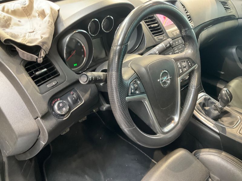 Opel Insignia Sports Tourer 2.0 Turbo Sport 4x4 2011 – снимка 23