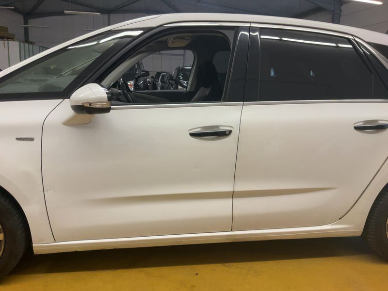 Citroen C4 Picasso 1.6 e-HDi Exclusive 2014 – снимка на щета 4