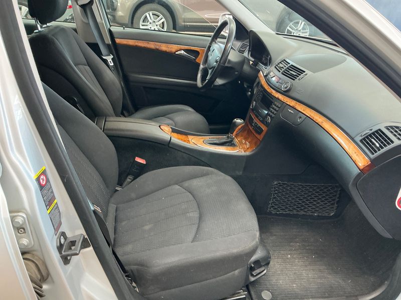 Mercedes-Benz E-Klasse E 220 CDI T Elegance 2007 – снимка 3