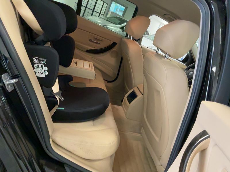 BMW 3er 316i Lounge 2015 – снимка 19