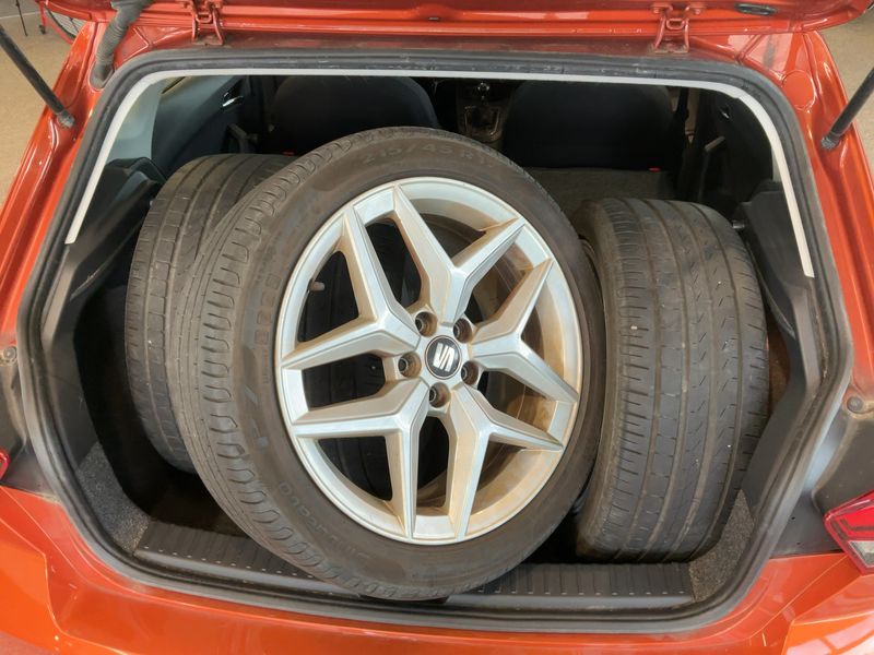 Seat Ibiza 1.0 TSI FR 2018 – снимка 16