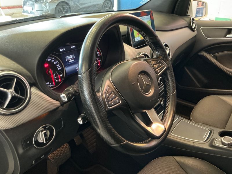 Mercedes-Benz B-Klasse B 180 CDI Sensation 2015 – снимка 27