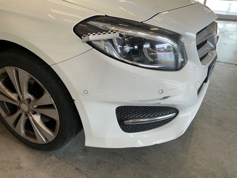 Mercedes-Benz B-Klasse B 180 CDI Sensation 2015 – снимка 31