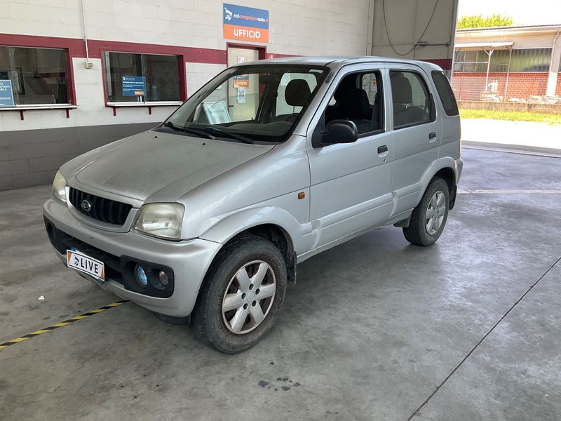 Daihatsu Terios 1.3 2WD 2004 – снимка 1