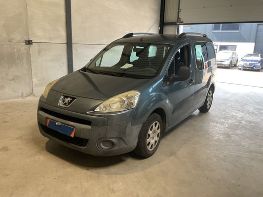Peugeot Partner 1.6 HDi Esplanade 2010 – снимка 1