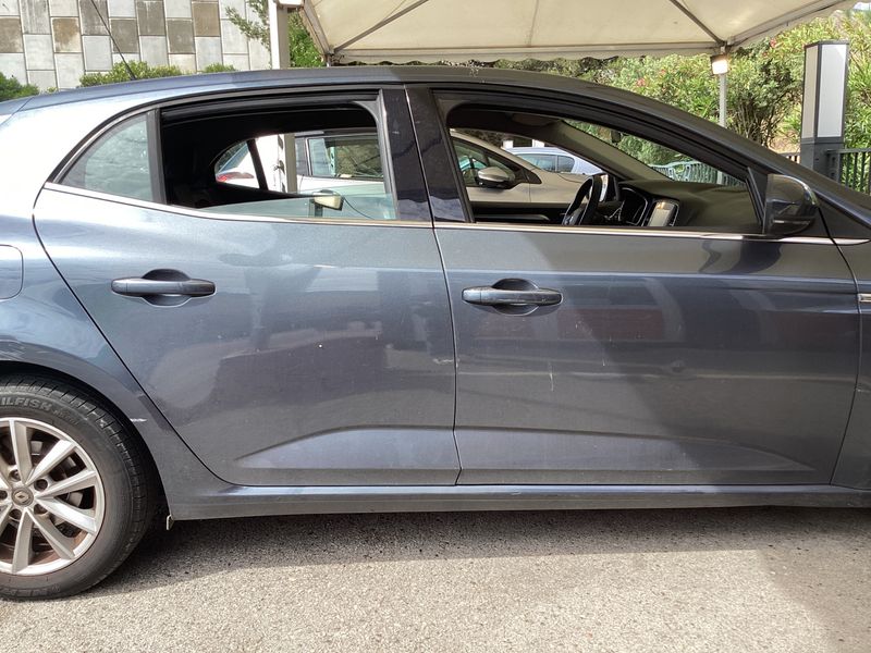 Renault Megane 1.2 TCe Energy Zen 2017 – снимка 10