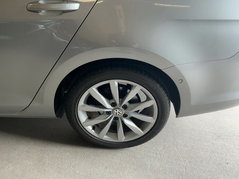 Volkswagen Golf VII 1.6 TDI Carat BlueMotion Tech 2014 – снимка на щета 5