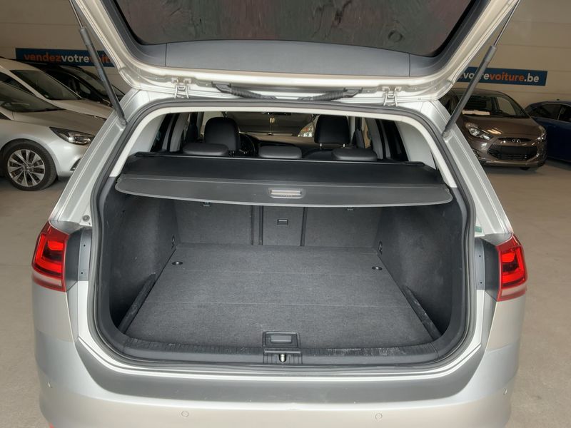 Volkswagen Golf VII 1.6 TDI Carat BlueMotion Tech 2014 – снимка 15