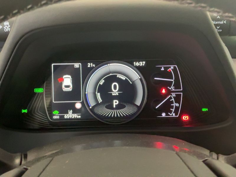Lexus UX-Serie UX 250h E-Four Premium 2020 – снимка 18
