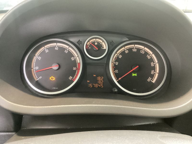 Opel Corsa 1.2 Edition "111 Jahre" 2010 – снимка 4