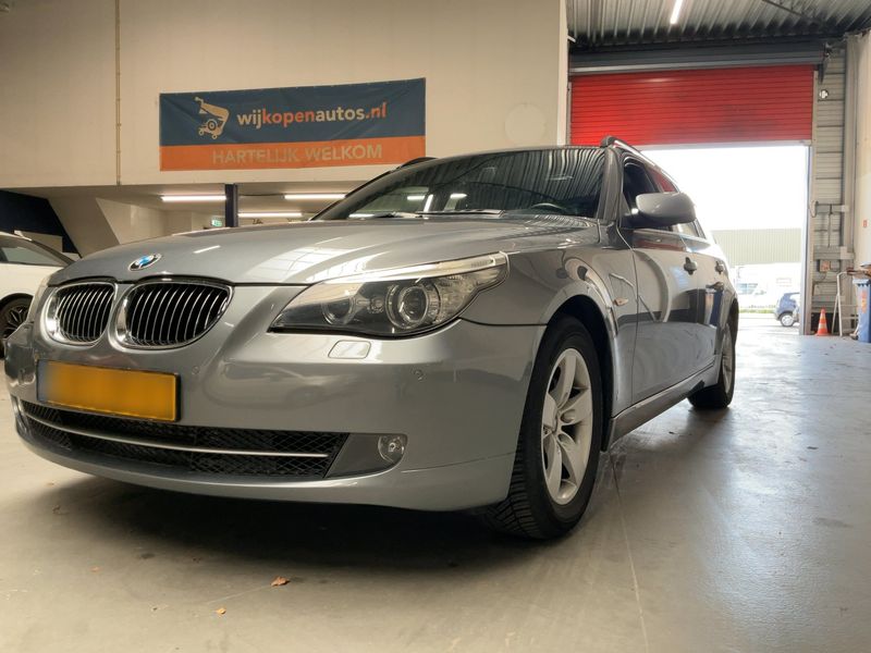 BMW 5er 523i Edition Lifestyle 2009 – снимка 2