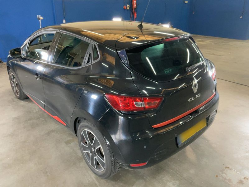 Renault Clio 1.5 dCi Energy Expression 2015 – снимка 6