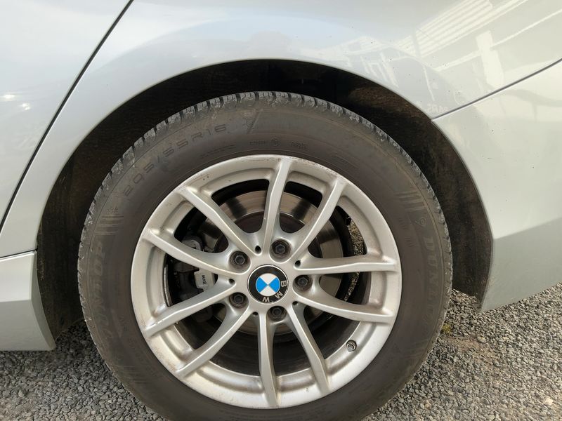 BMW 1er 116d EfficientDynamics Sport 2015 – снимка 5