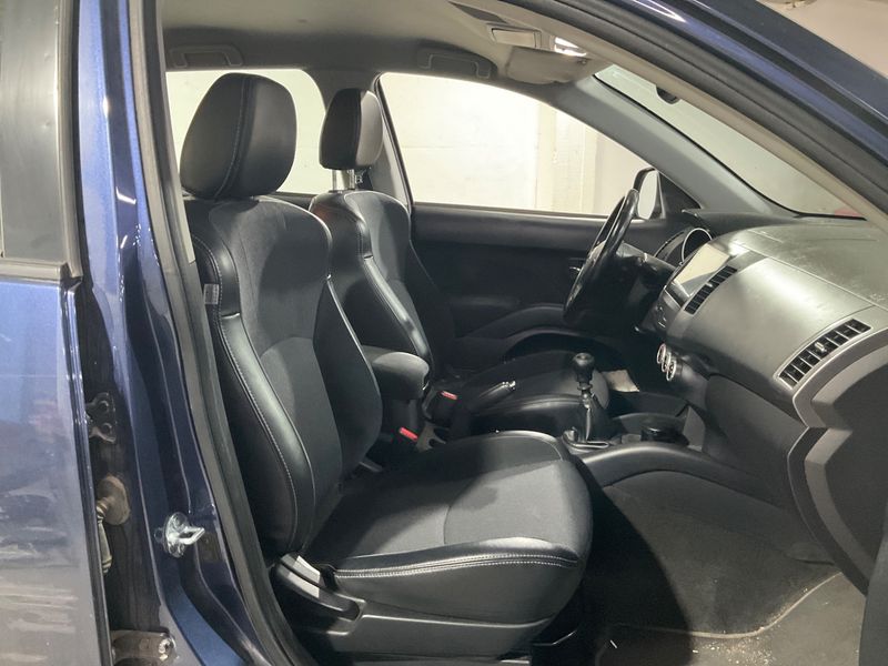 Citroen C-Crosser 2.2 HDi VTR 2008 – снимка 3