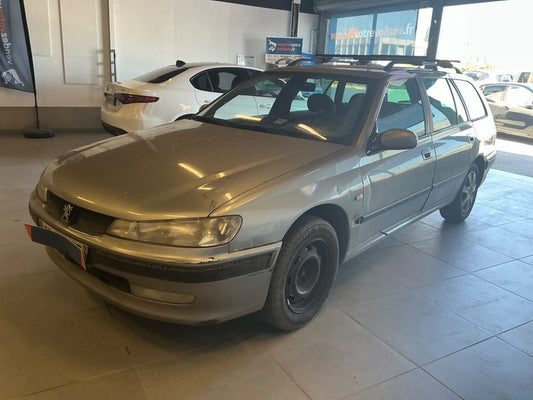 Peugeot 406 2.0 HDi 406 Break Confort 2004 – снимка 1