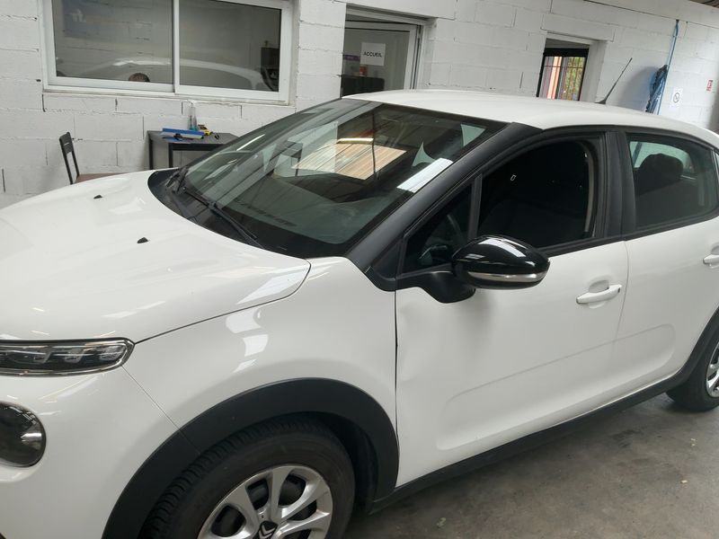 Citroen C3 1.5 Blue-HDi Feel 2019 – снимка 2